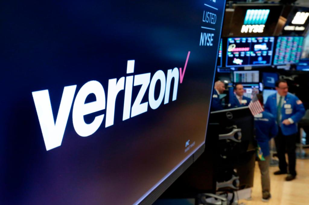 Verizon Expands Fiber Network with Frontier Acquisition