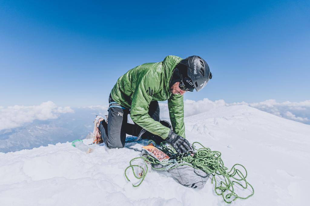 Kilian Jornet's Record-Breaking Journey Across the Alps