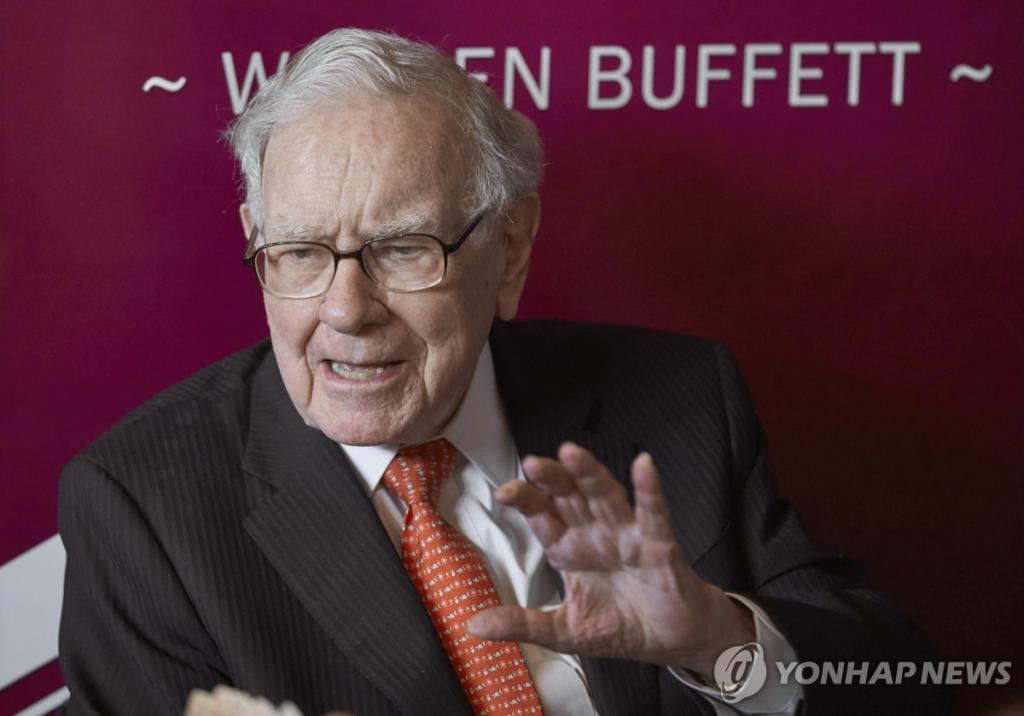 Warren Buffett's Secrets to Longevity and Happiness at 94